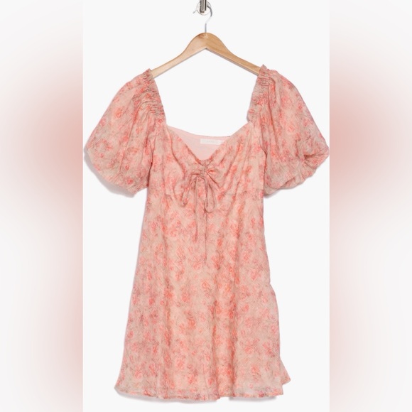 Lush Pink Floral Short Puff Sleeve Mini‎ Dress - Picture 3 of 8